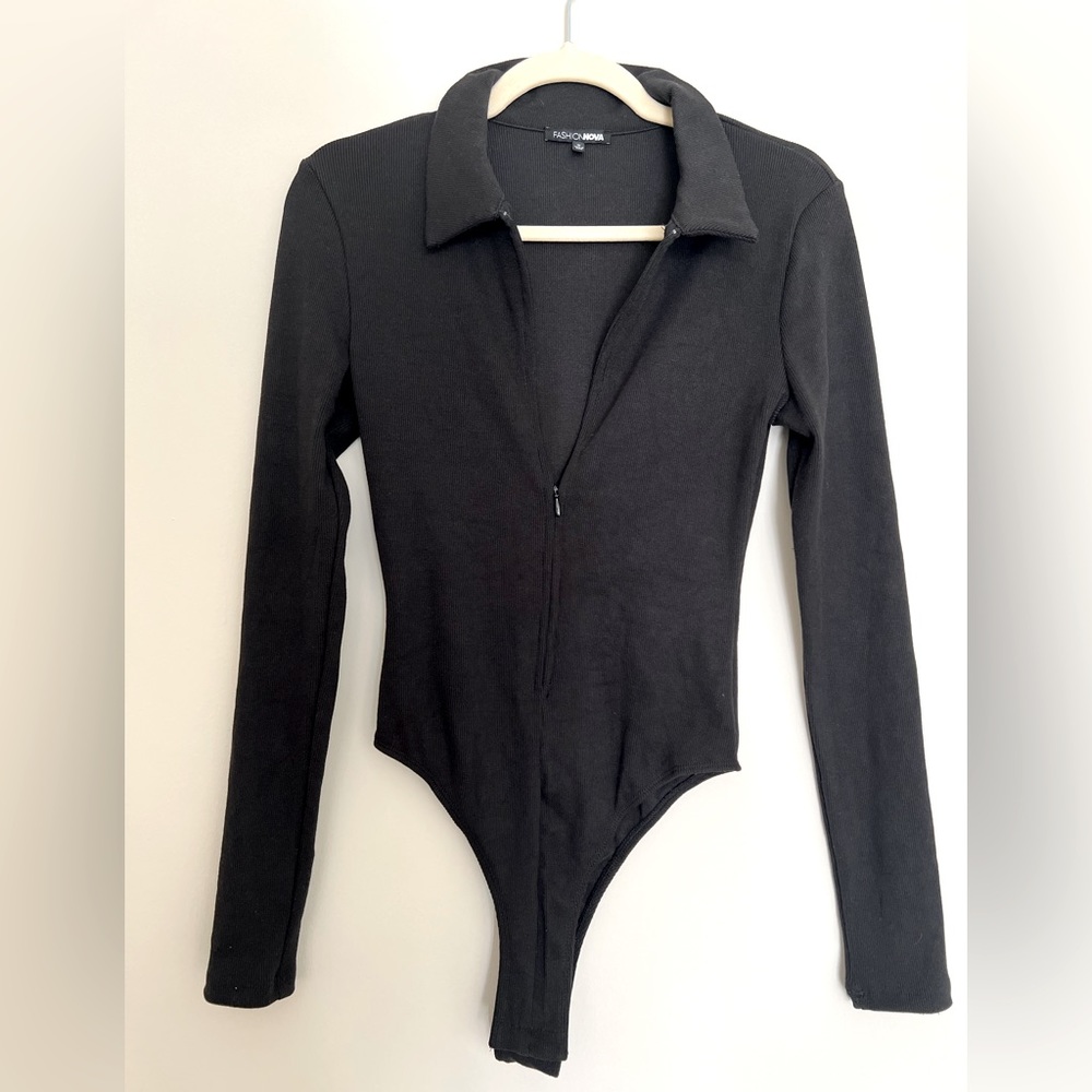 NWOT Fashion Nova Collared Body Suit Black M